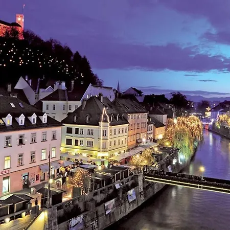 Апартаменты Riverbank In Centre! *